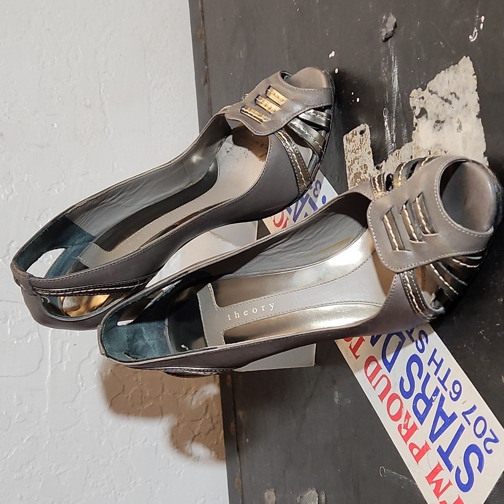 THEORY 36 open Toe Cut Out Heel